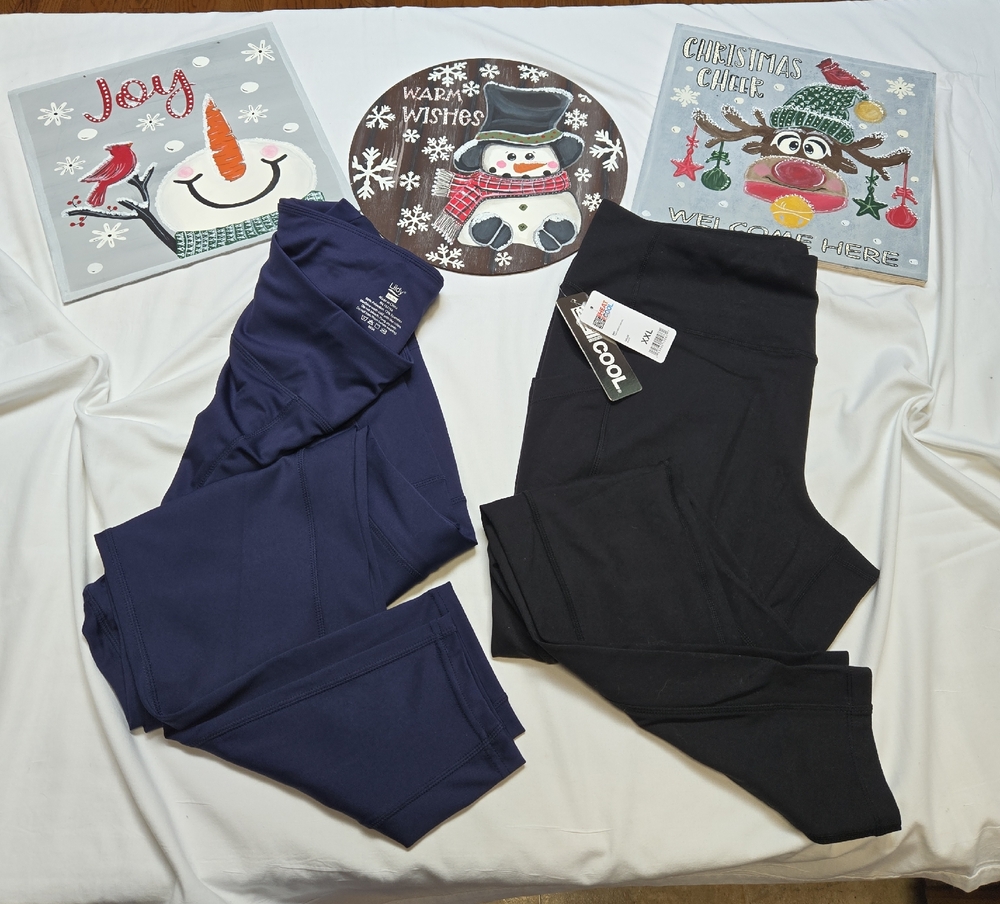Cool Women's Leggings in Black and Navy